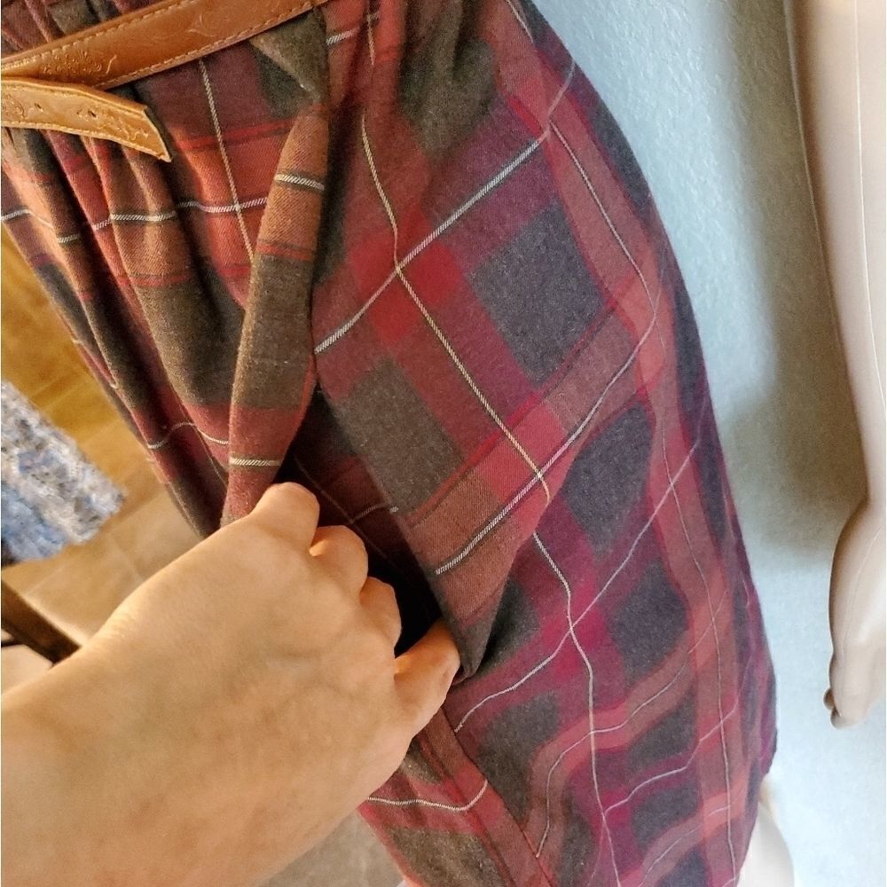 Vtg Women's Belted Long-Sleeve Plaid Shirt dress - Picture 8 of 12